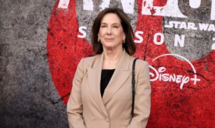 Kathleen Kennedy deixa o comando da Lucasfilm e admite certo alívio após 14 anos