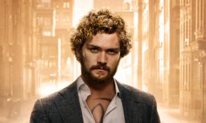 Finn Jones volta como Punho de Ferro em Demolidor: Born Again e fala sobre Danny Rand mais maduro
