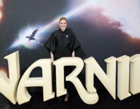 Bastidores de Nárnia na Netflix: Gerwig teria batido de frente com ex-chefe de filmes