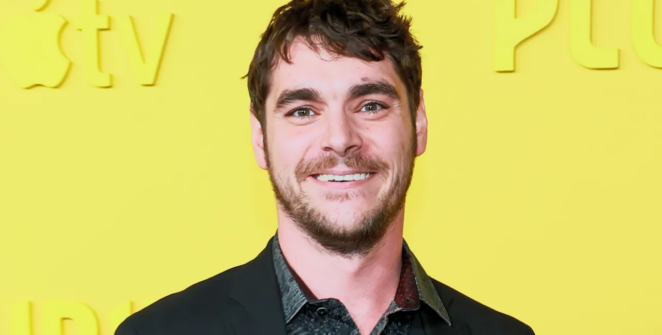 Morre RJ Mitte, ator de Walter White Jr. em Breaking Bad, aos 34 anos