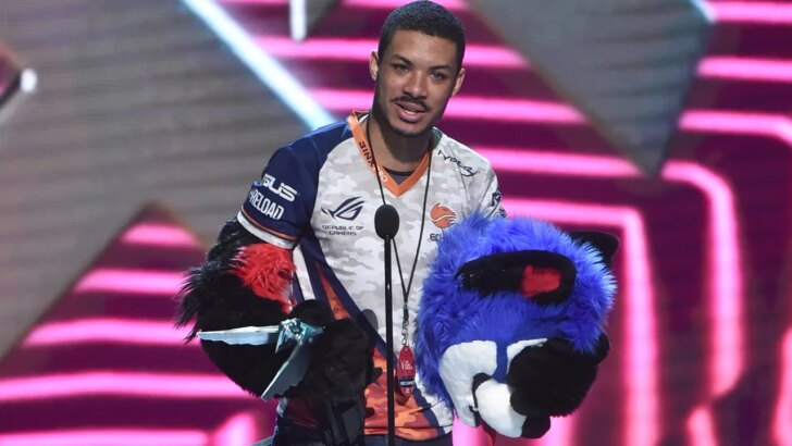 SonicFox rompe contrato com convenção após ter avatar recriado por IA em pôster